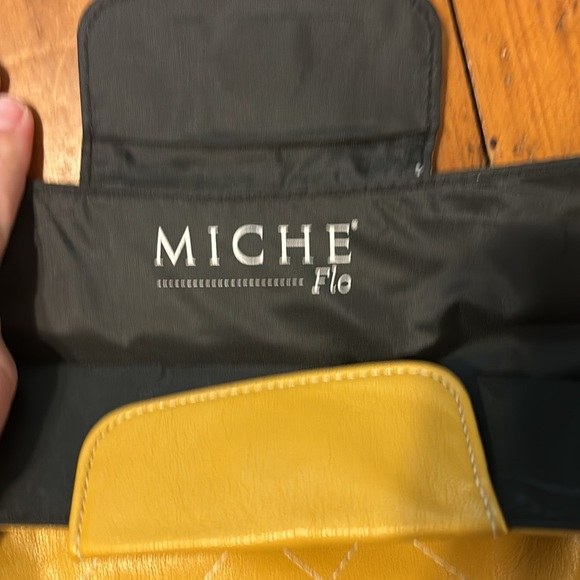 Miche Flo Demi Shell Only Handbag - Picture 4 of 4
